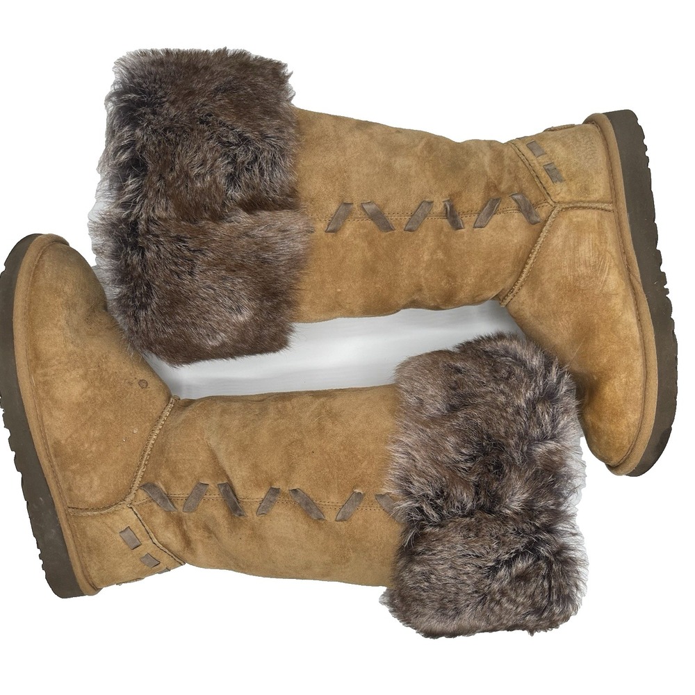 UGG Dana Tall Sheepskin and Fur Cuffed Boots Size 7 - Picture 2 of 12